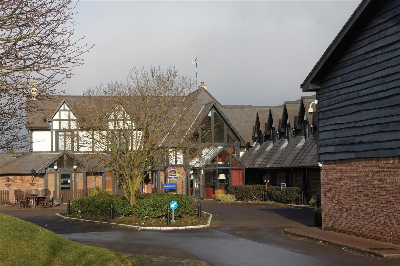 Best Western Gables Hotel Falfield Экстерьер фото